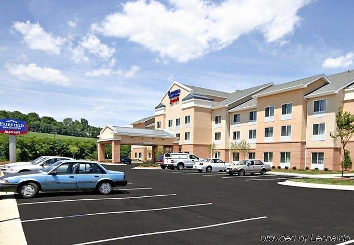 Fairfield Inn & Suites Wytheville Exterior photo